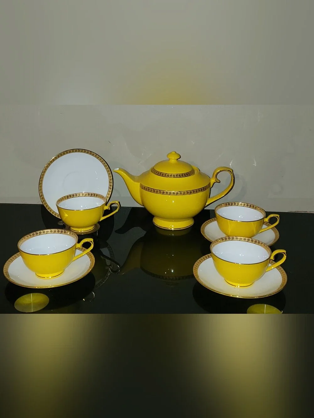 VINTAGE TEAVANA NOBLE POPPY Yellow Porcelain 10 PiecesTea Set with 14K Gold Trim